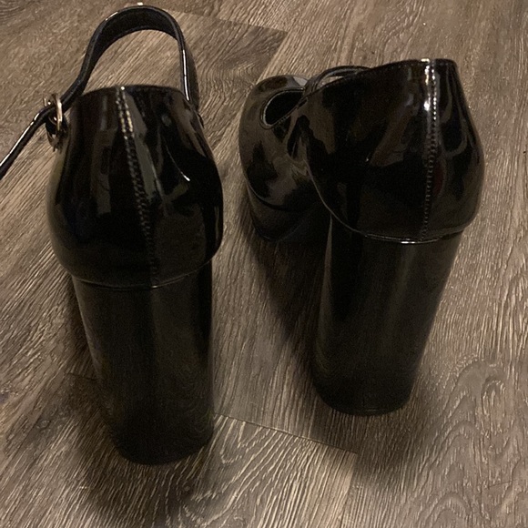 Platform heels - Picture 3 of 6